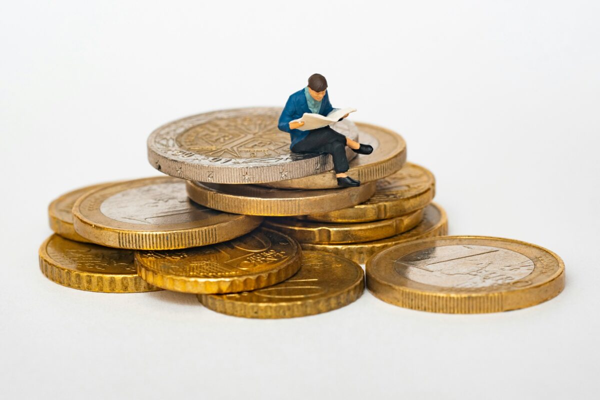 Pourquoi le taux du Livret A baisse-t-il à 2,5 % en 2025 ?