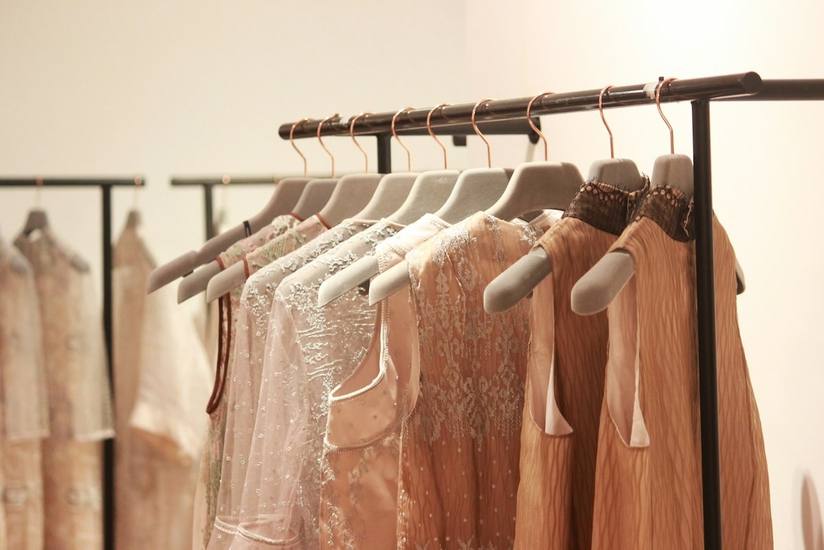 Derrière la revente de vêtements de luxe, une startup française inconnue : Faume