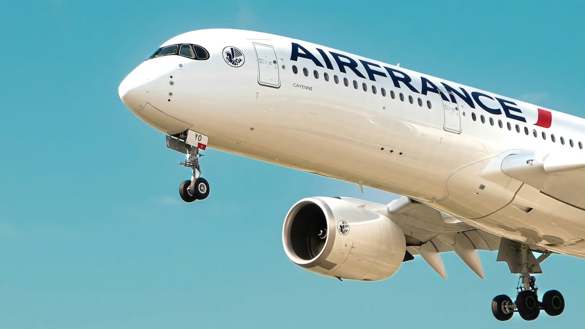 Combien gagnent les hôtesses et stewarts Air France ?
