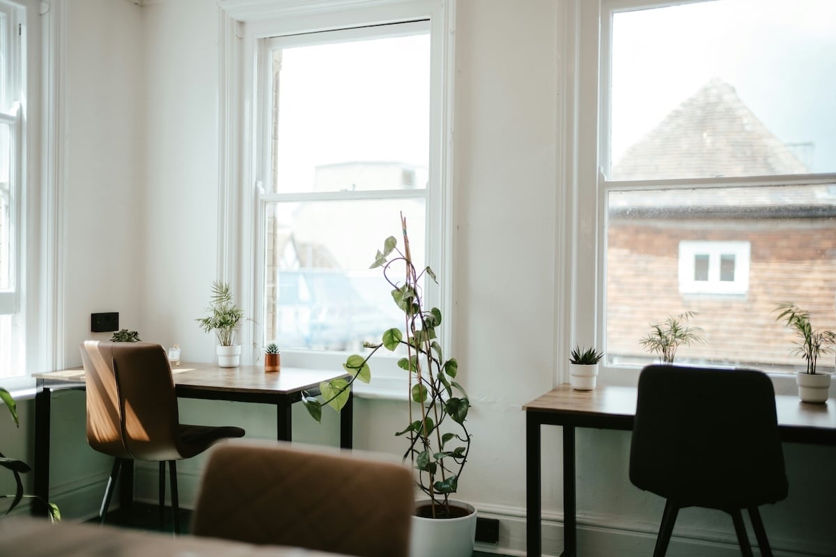 Optimiser la gestion des absences : solutions logicielles pour les entreprises
