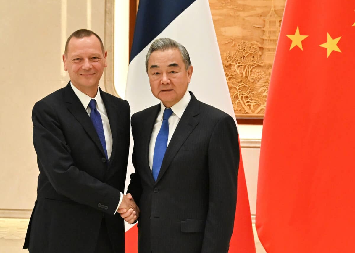Dialogue stratégique sino-français : Wang Yi et Bonne renforcent leur engagement pour une coopération élargie