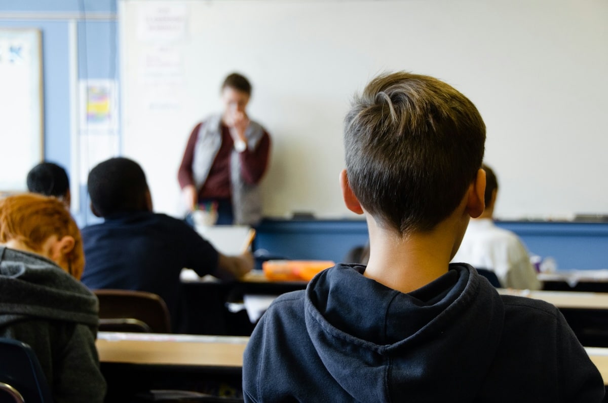 Éducation Nationale : Lecornu accélère le démantèlement de l’école