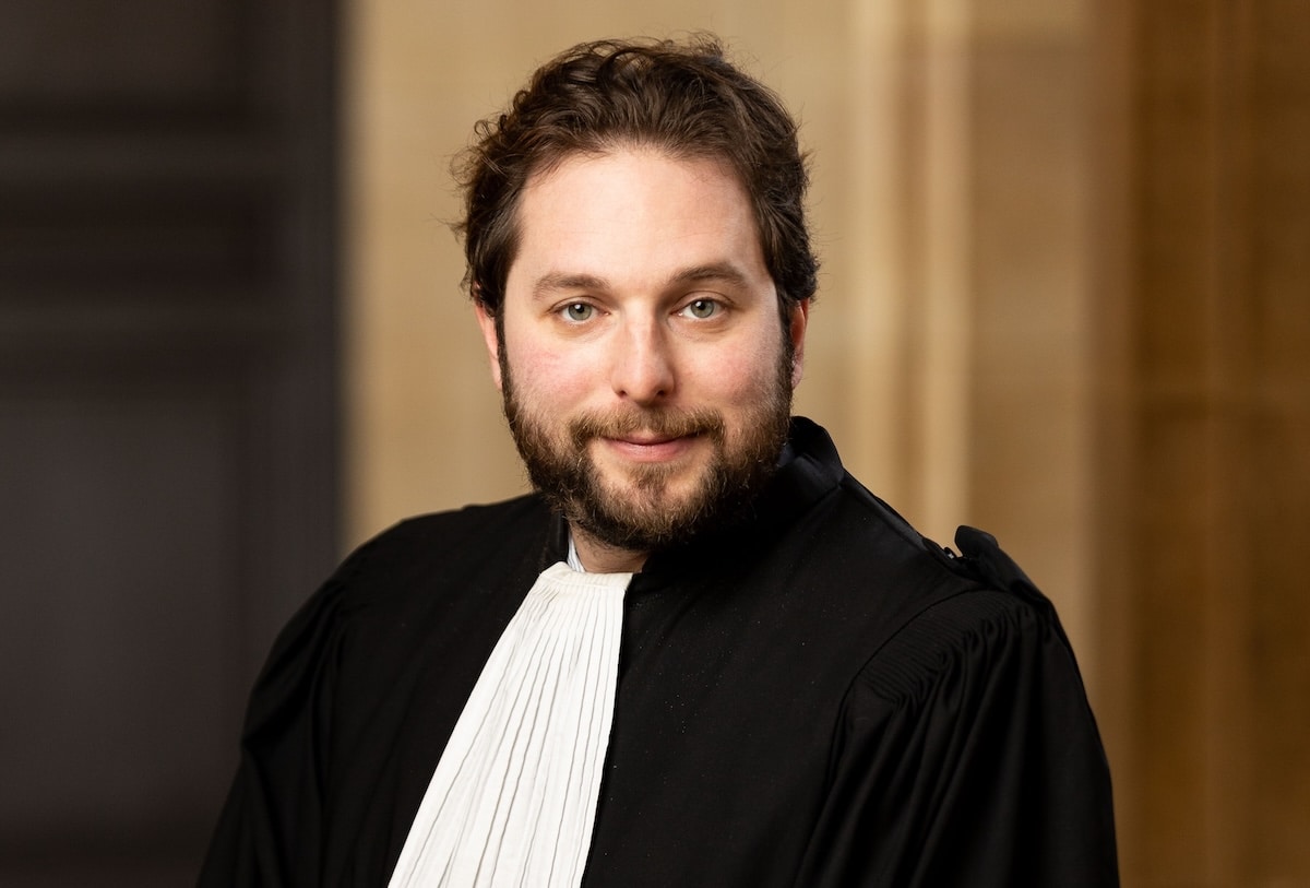 Simon Olivennes : une expertise en droit pénal aux services des maires et élus municipaux