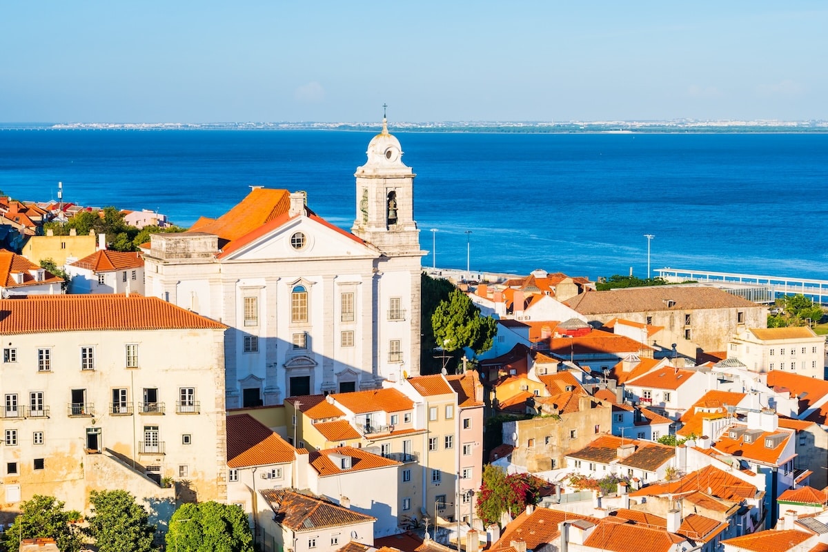 Portugal : Lisbonne chasse ses habitants au profit du tourisme