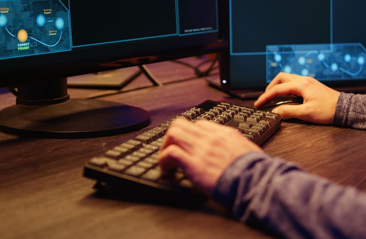 Un cybercriminel a accédé aux données bancaires de 1,2 million de Français