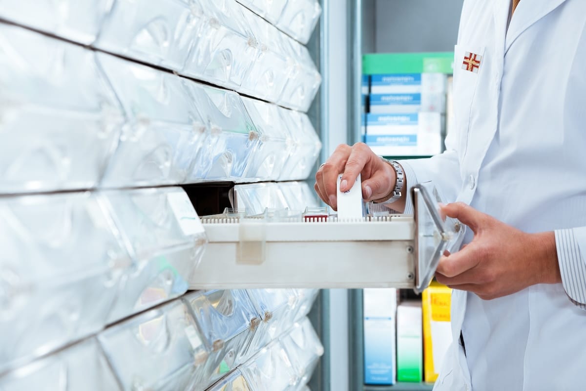 Pharmaciens hospitaliers : l’Etat rouvre un débat explosif