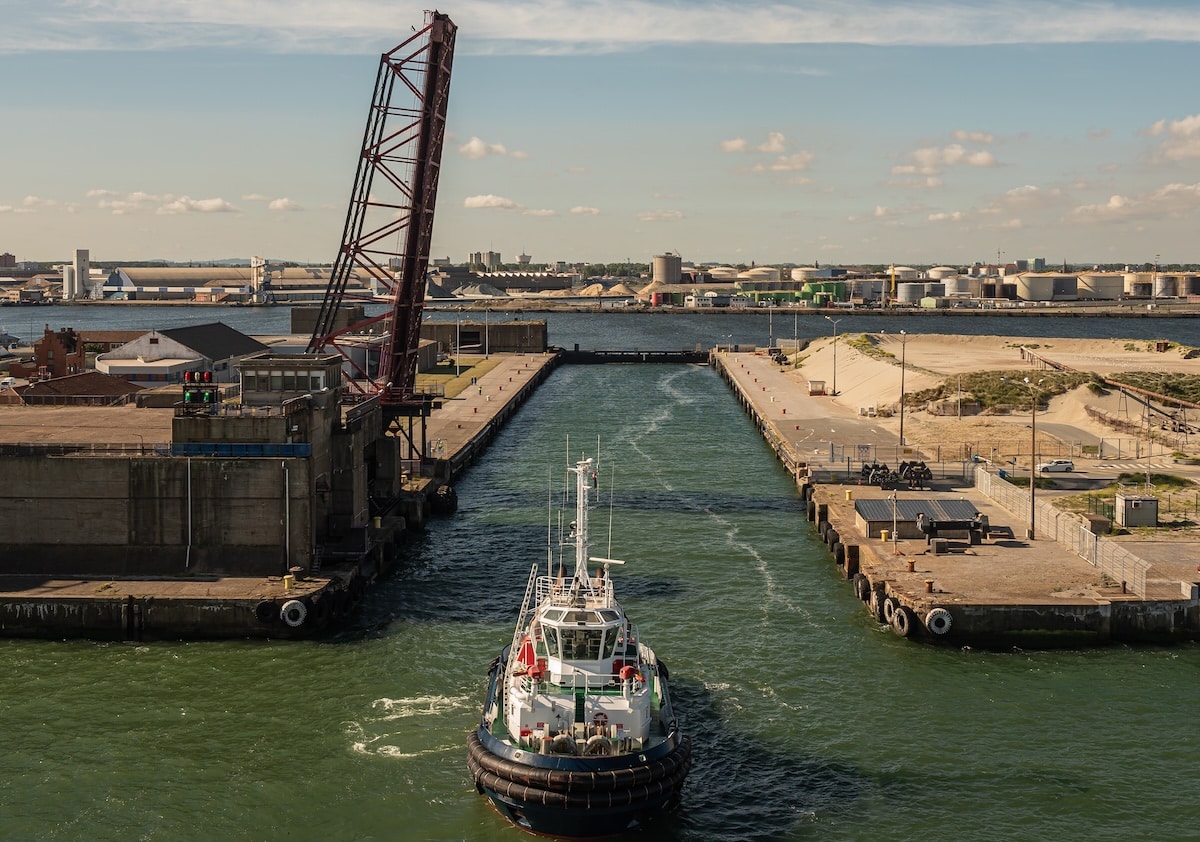 À Dunkerque, des milliards investis et des centaines d’emplois supprimés