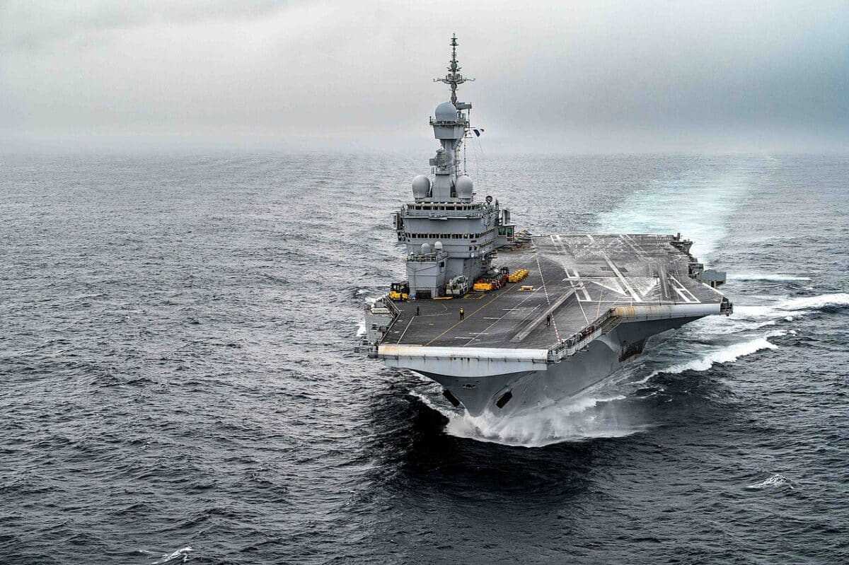 Porte-avions nucléaires : qui domine les mers en 2026 ?