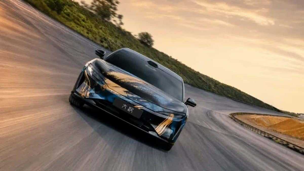 BYD va commercialiser une berline électrique à 35 000 € qui se recharge en 9 minutes