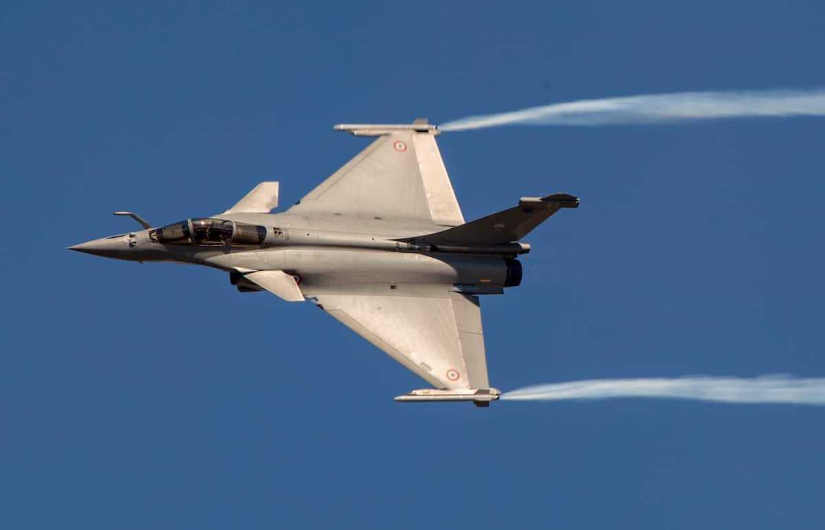 Le Rafale est-il vraiment le meilleur avion du monde ?